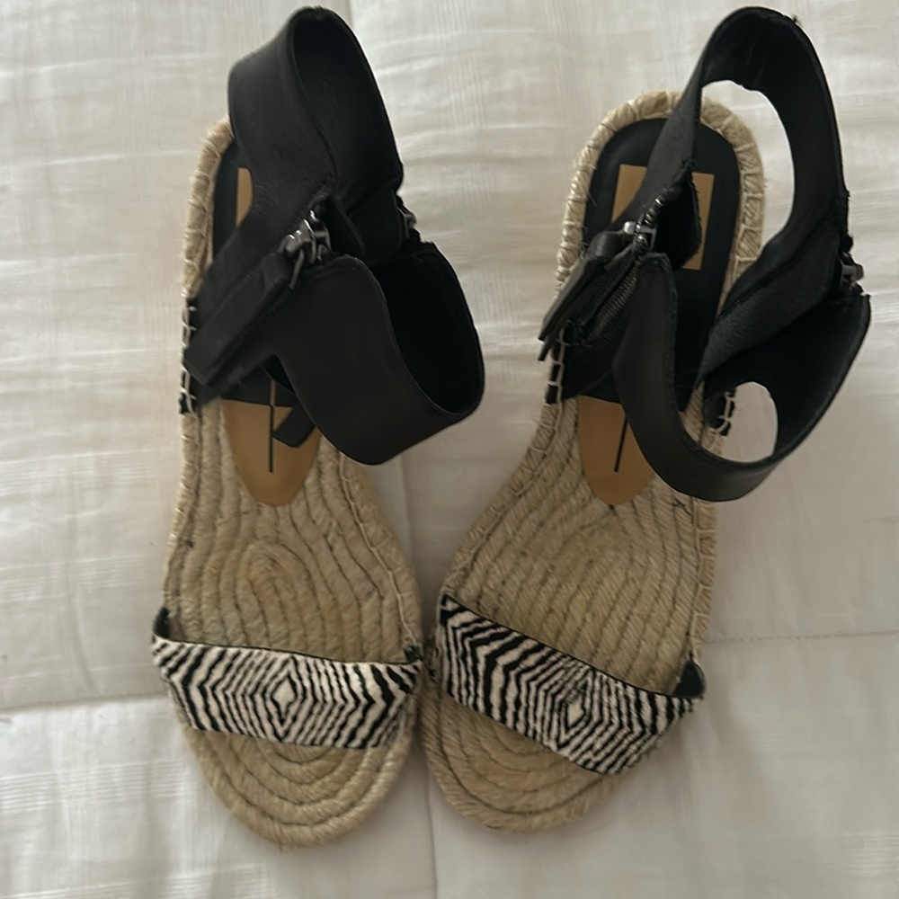 Cute shoes by Dolce vita